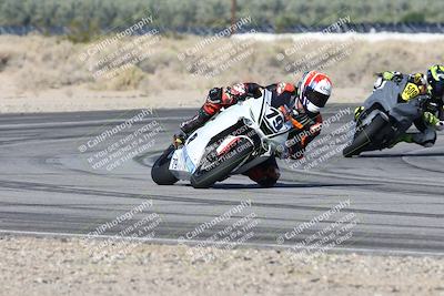 media/Nov-30-2025-TrackXperience (Sun) [[c0061d280f]]/1-Level 3/Session 3 (Turn 16)/